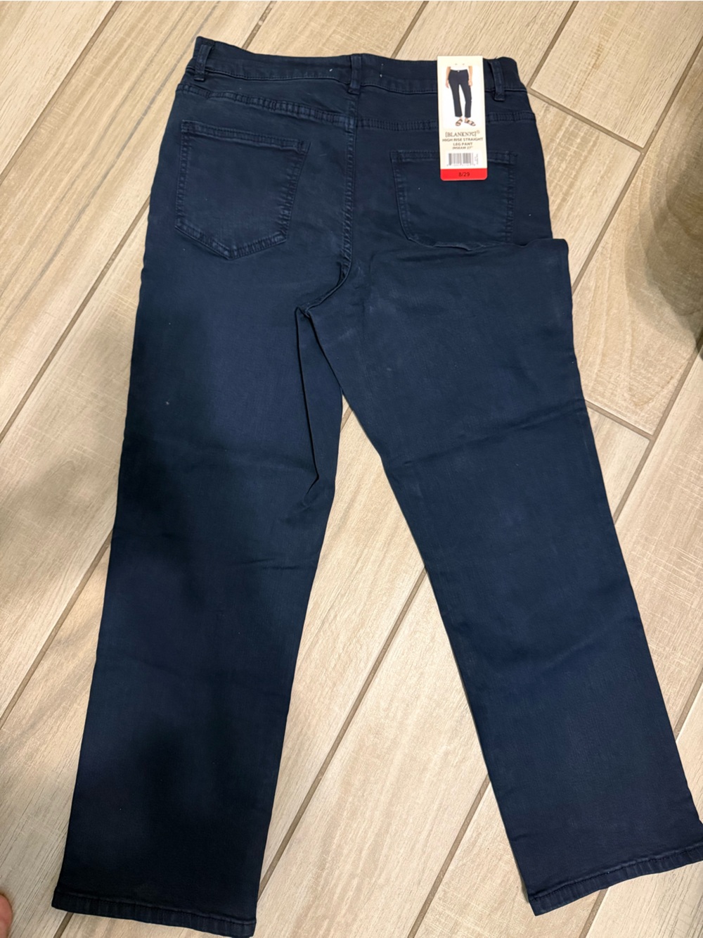 Blank NYC Women’s Straight leg Jeans in Dark Navy Size 8/29 NWT - Picture 2 of 3